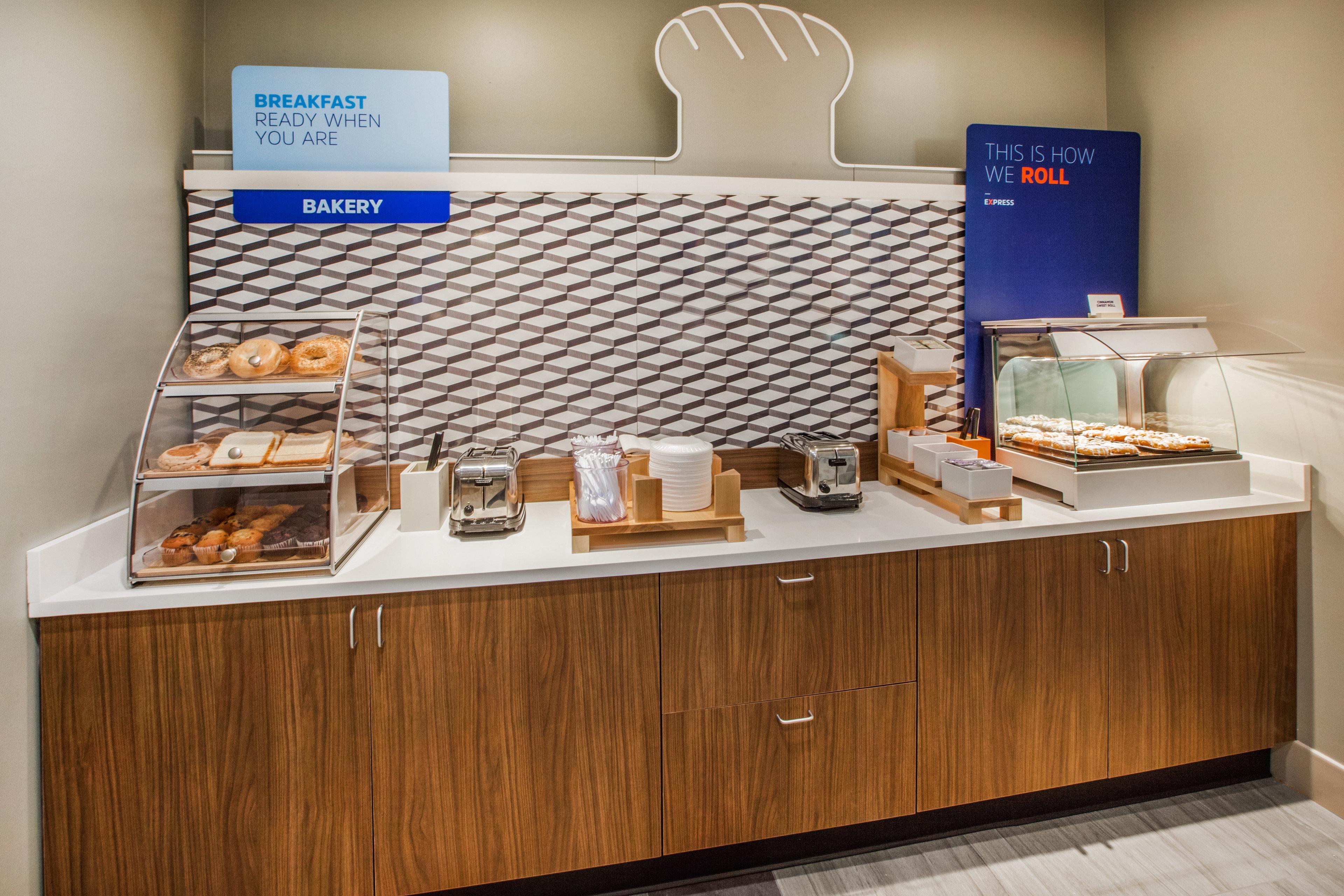 Holiday Inn Express & Suites Vaughan-Southwest By Ihg Eksteriør bilde
