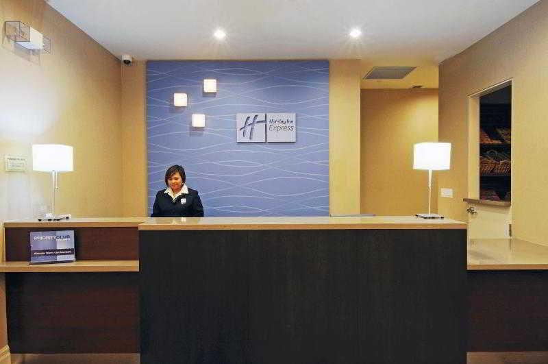 Holiday Inn Express & Suites Vaughan-Southwest By Ihg Eksteriør bilde