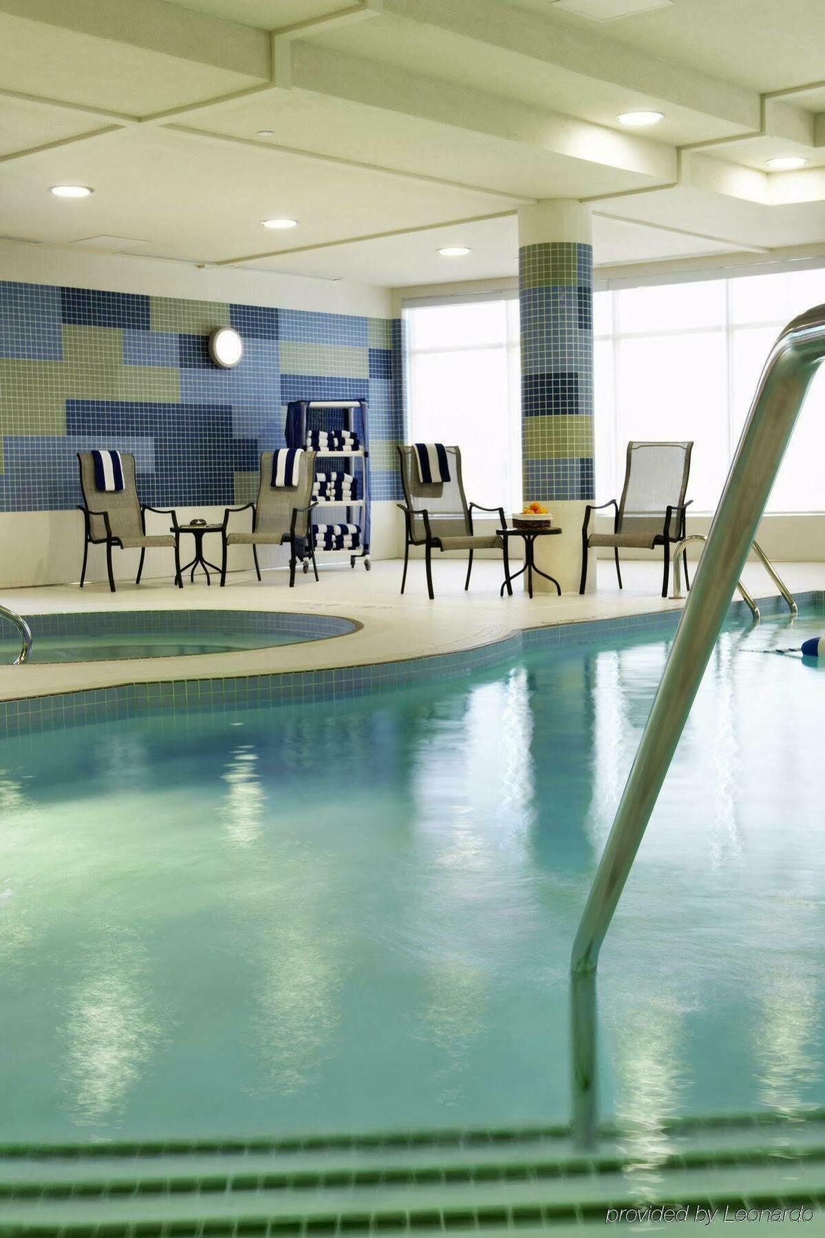 Holiday Inn Express & Suites Vaughan-Southwest By Ihg Eksteriør bilde